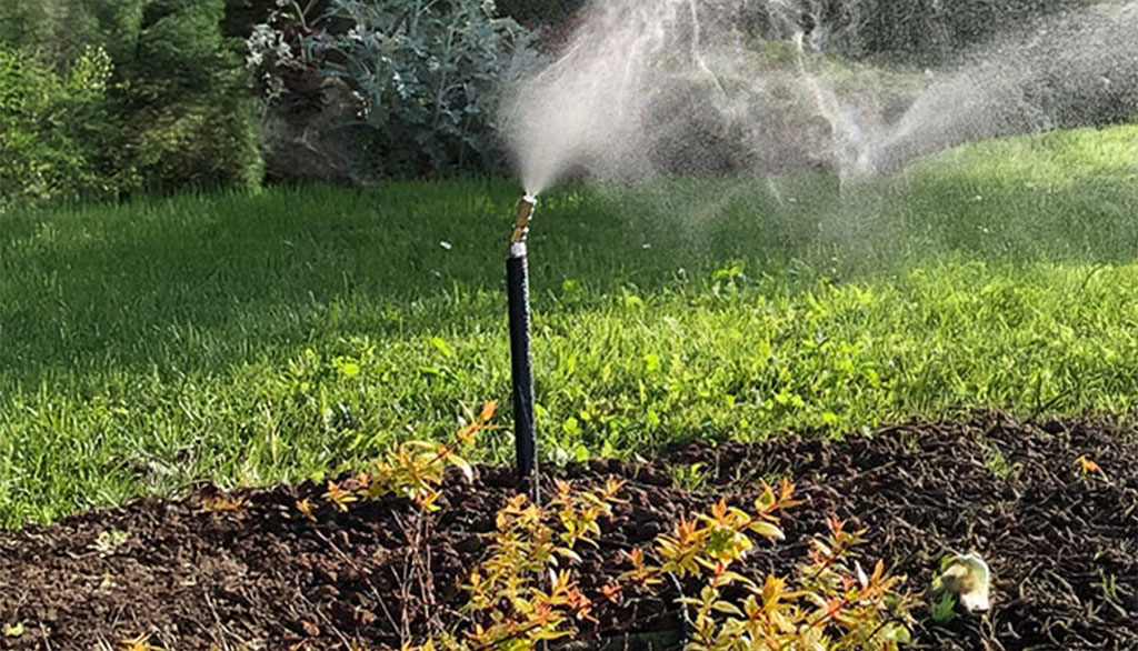 MistAway - Impianto antizanzare perimetrale e automatico da giardino. Risolve il problema delle zanzare con un sistema antizanzare ideale per giardini privati, agriturismi, hotel e ristoranti.